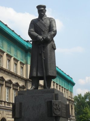 Statue du maréchal Pilsudski