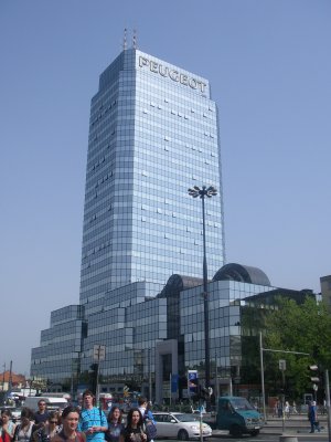 Varsovie, des tours modernes : la tour Peugeot