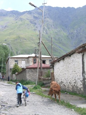 une rue de Kazbegi