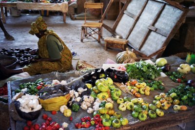 Economie : marché au légumes traditionnel