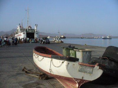 Le ferry, seul moyen de communication vers Santo Antao