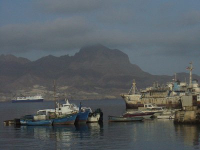 La baie et le port de Mindelo
